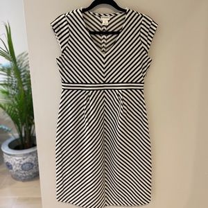 Motherhood Maternity Dress